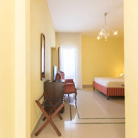 Masseria Sant'anna 4* باري