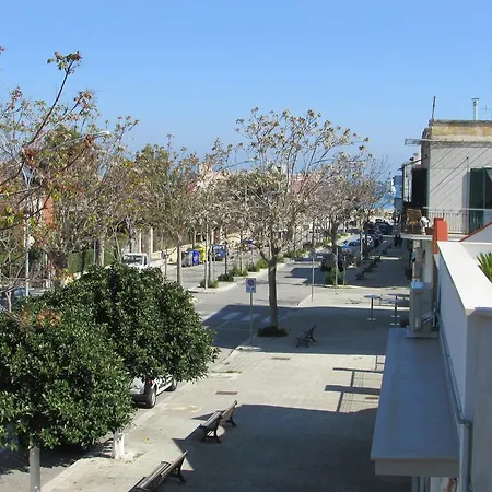 فندق Masseria Sant'anna باري
