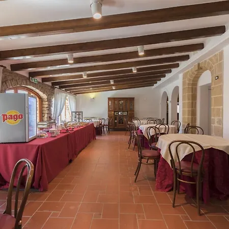فندق Masseria Sant'anna باري