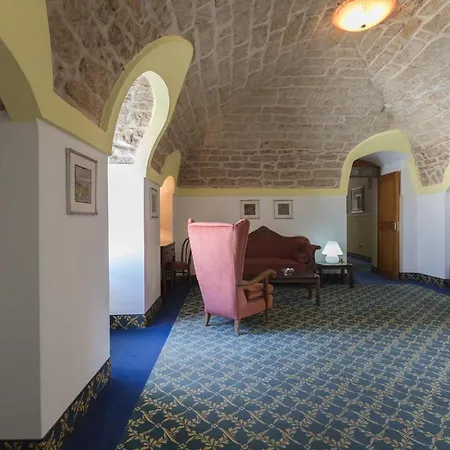 فندق Masseria Sant'anna 4*