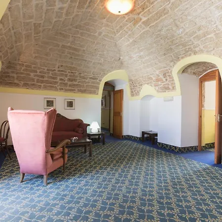 فندق Masseria Sant'anna 4*
