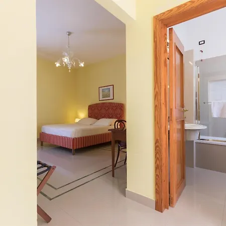 Masseria Sant'anna 4* Bari