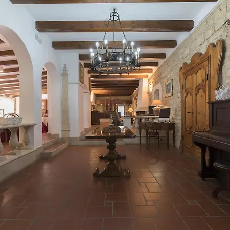 Hotel Masseria Sant'anna 4*